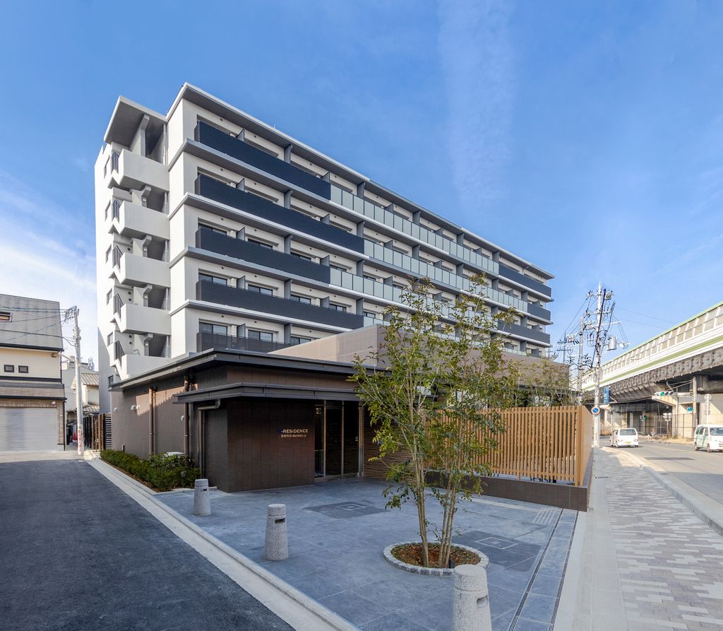 S-RESIDENCE 京都竹田 dormitoryの建物外観