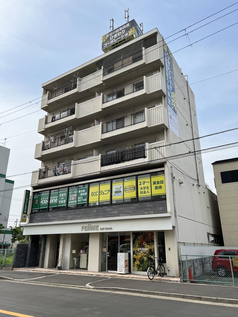 東大阪市吉田のマンションの建物外観