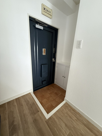 玄関　※別部屋の写真です