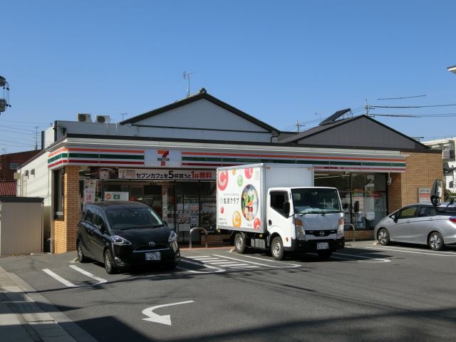 コンビニ　セブンイレブン（コンビニ）まで120m