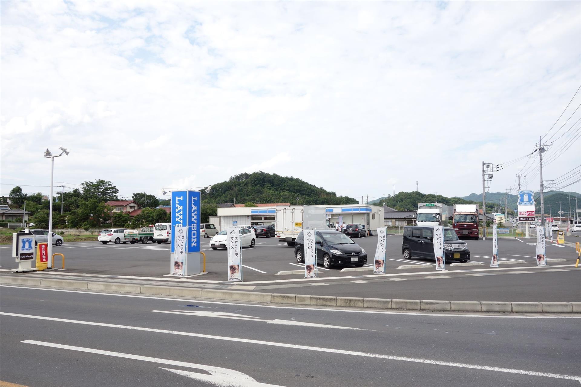 コンビニ　ローソン足利大月町店（コンビニ）まで1061m