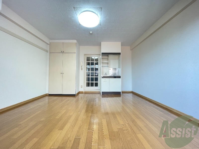 その他部屋・スペース　こちらは洋室を撮影しました。寝室にしましょう。