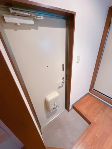 アトリエBOXの玄関写真