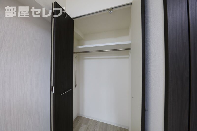 収納　１１０１号室写真