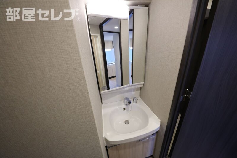 洗面設備　１１０１号室写真