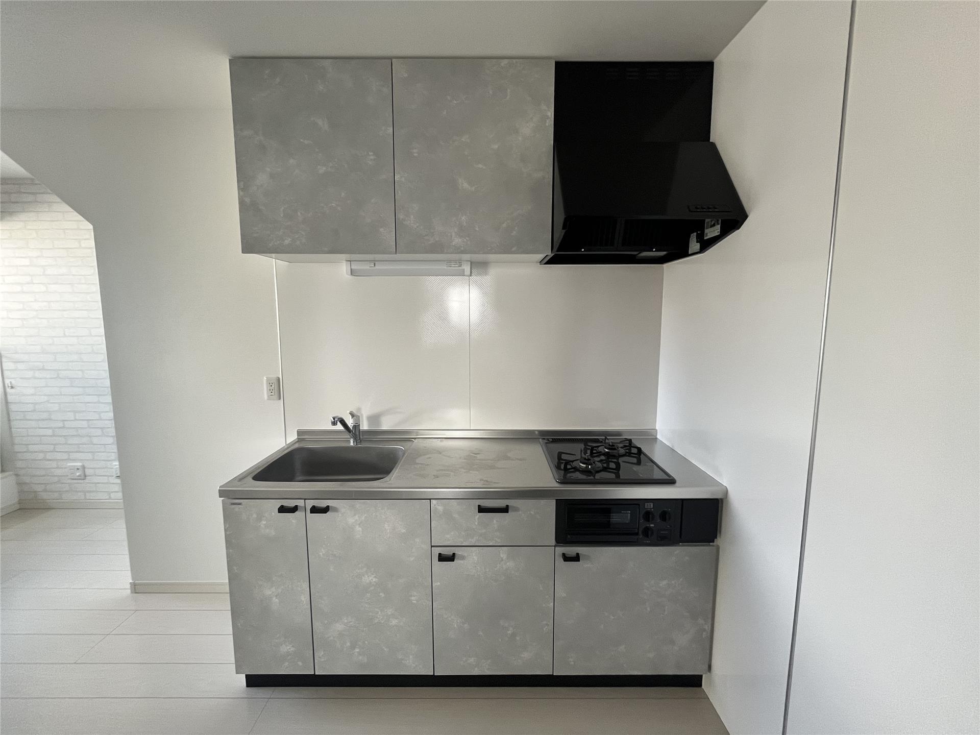 キッチン　※他部屋の写真になります。現状優先。