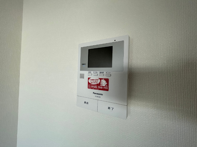 セキュリティ　モニター付きインターホン