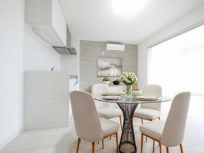 居室・リビング　CGで家具等を配置したもので家具等は含まれません