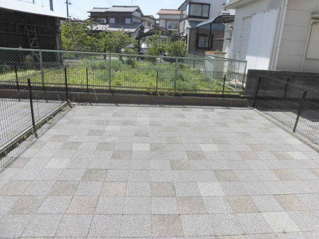 バルコニー　テラス