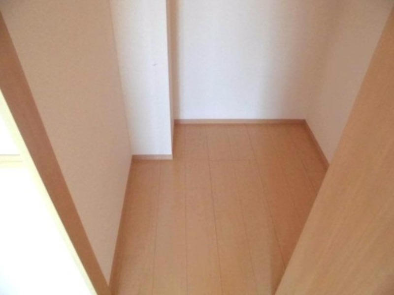 収納　図面と現状に相違がある場合には現状を優先