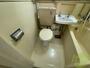 トイレ　こちらはトイレです。清潔感があり、安心して使用できます。