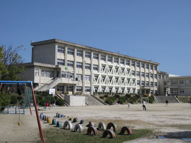 小学校　知立南小学校（小学校）まで680m