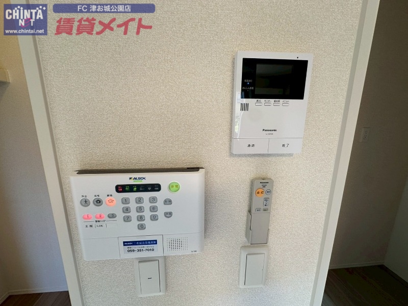 セキュリティ　同物件別部屋の写真