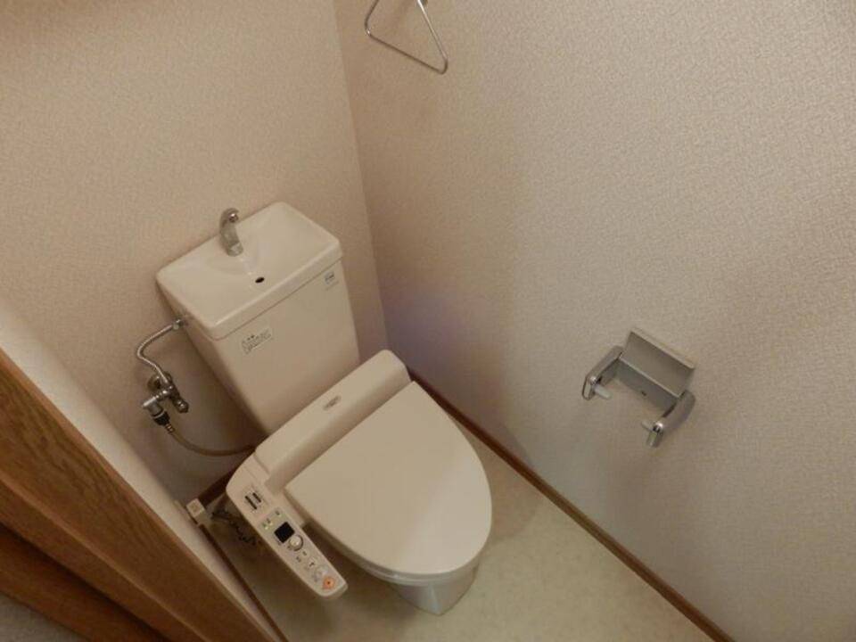 トイレ　トイレ