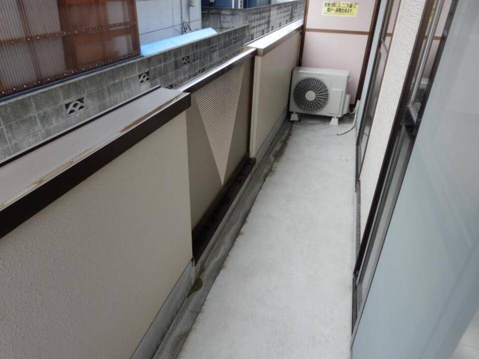 バルコニー　バルコニー