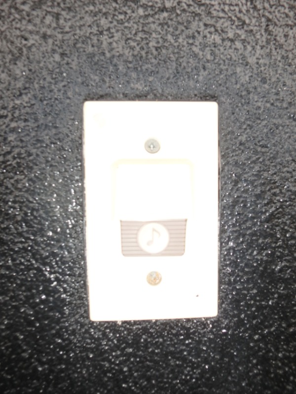 セキュリティ　チャイム　イメージ