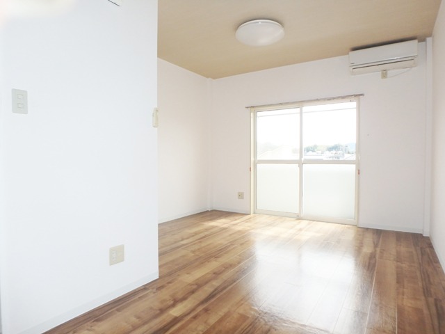 居室・リビング　９帖の洋室　イメージ