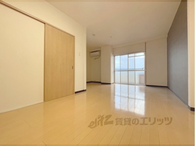 居室・リビング　洋室