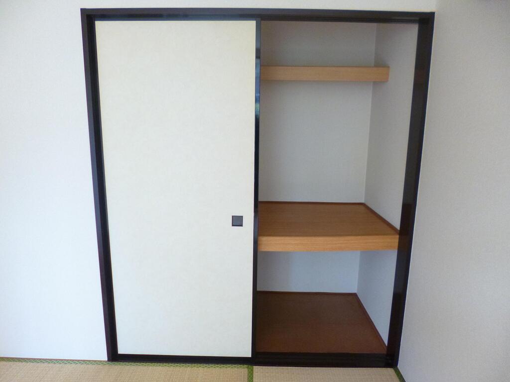 収納　別室の参考写真となります。