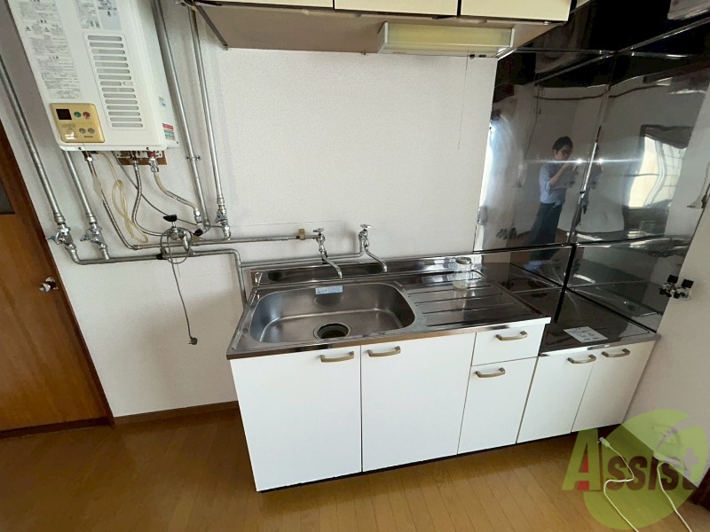 キッチン　キッチンはスペースも広々していて使いやすそうですよ！