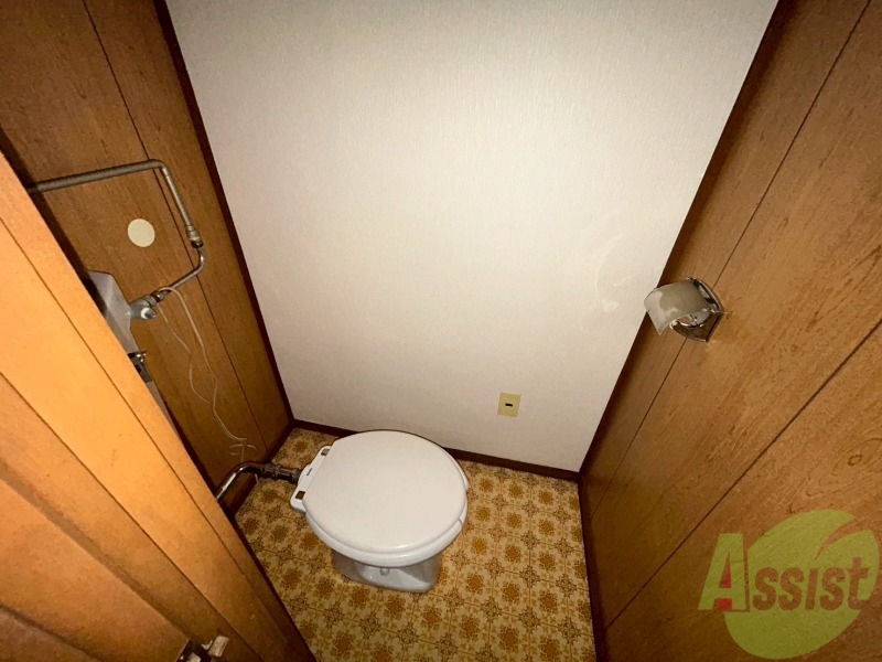 トイレ　こちらはトイレです。清潔感があり、安心して使用できます。