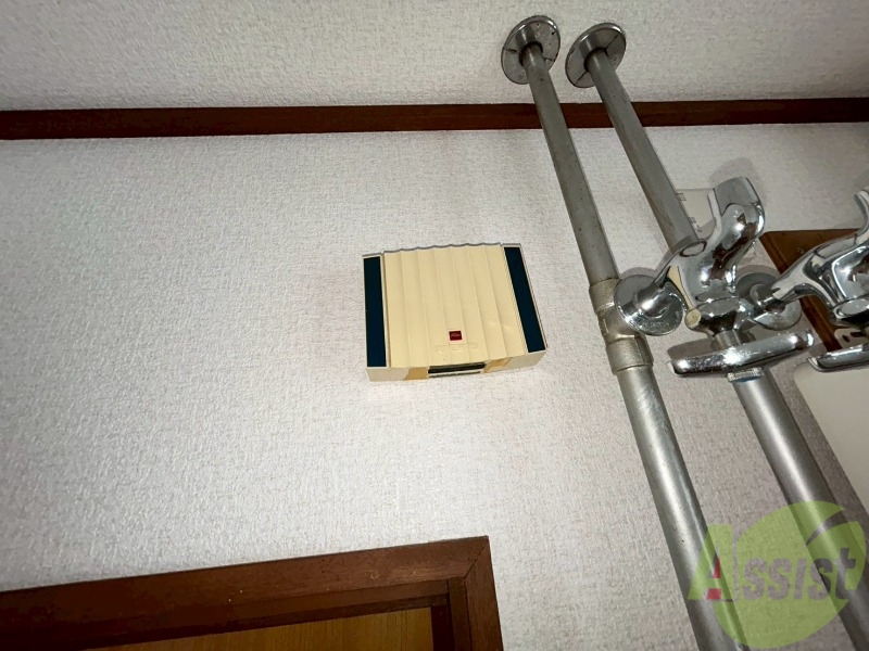 バルコニー　来客時にはこちらのチャイムが鳴りますよ。