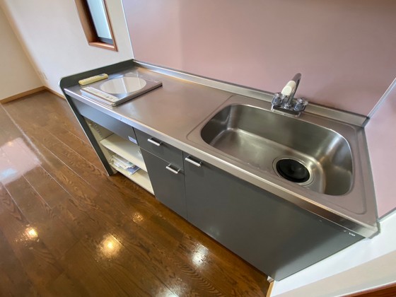 キッチン　※他部屋の写真です。現況優先。