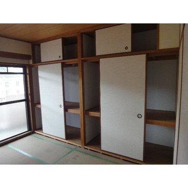 収納　同型タイプ