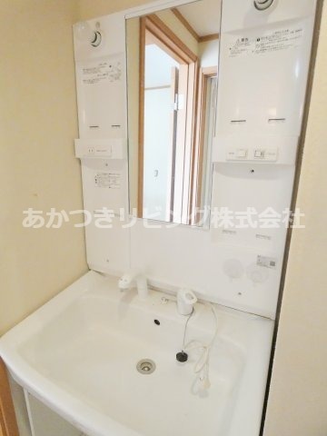 洗面設備　反転タイプ