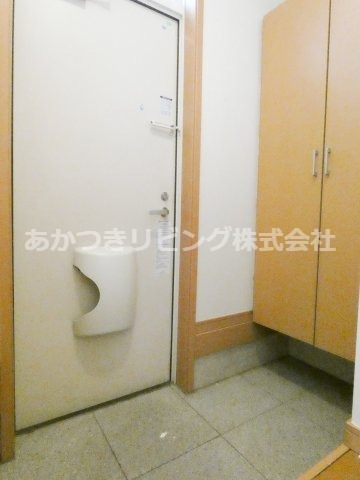 玄関　反転タイプ