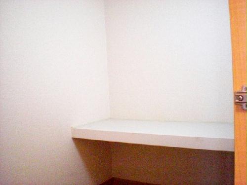 収納　ベッド下がクローゼットになっています。