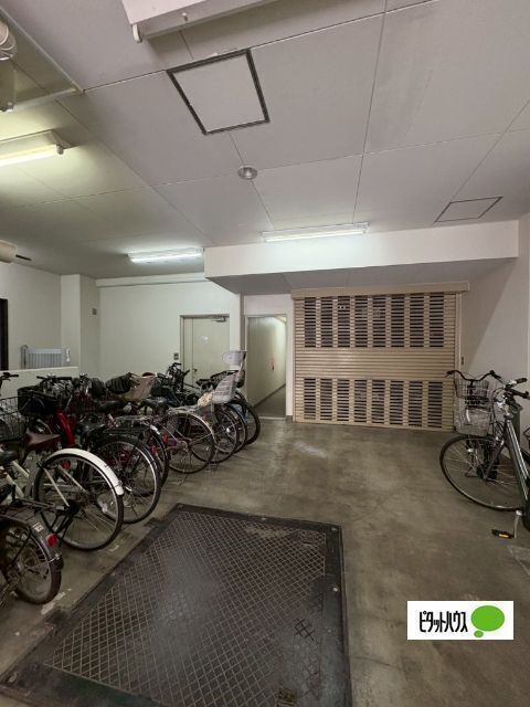 駐車場　※駐輪場