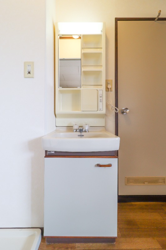 洗面設備　図面と現状に相違がある場合には現状を優先