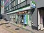 コンビニ　ファミリーマート 寝屋川香里新町店（コンビニ）まで187m