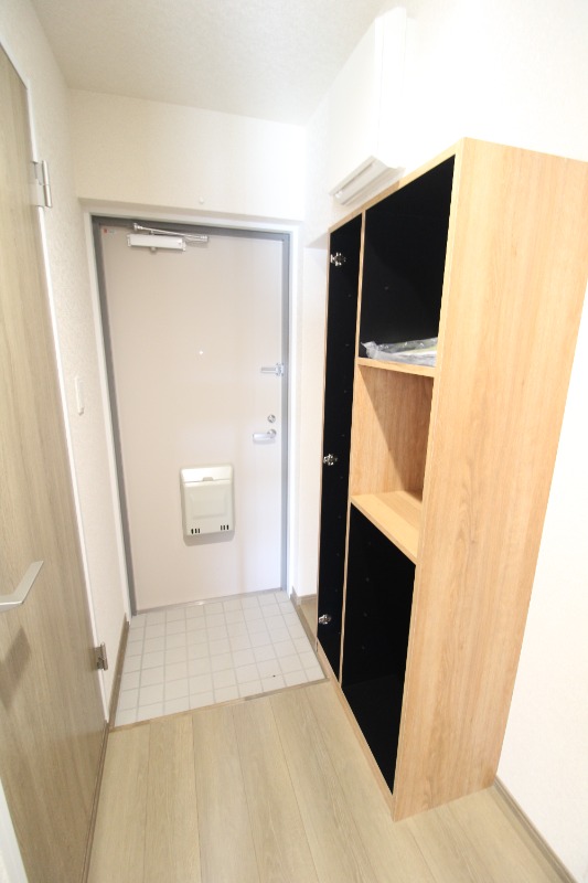 玄関　※建築中の写真です