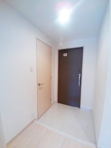 玄関　【マチュリティ小石川】