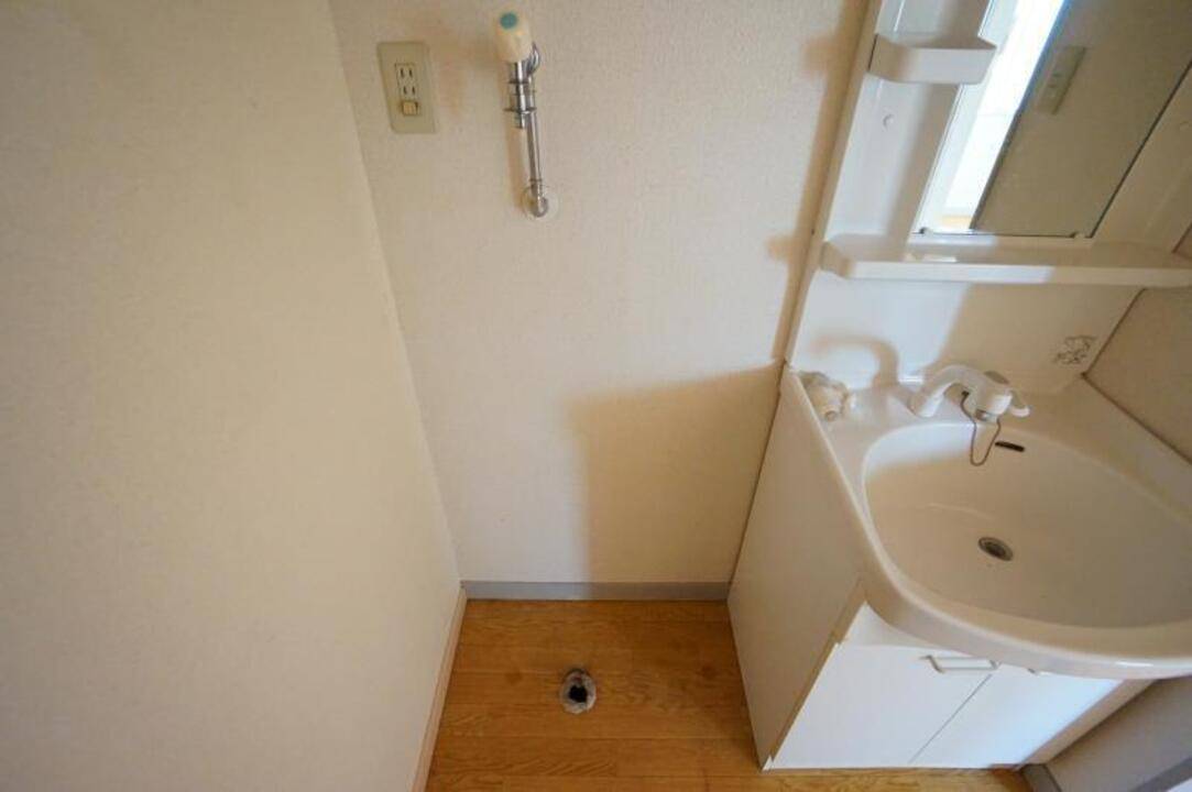 洗面設備　洗濯機置場