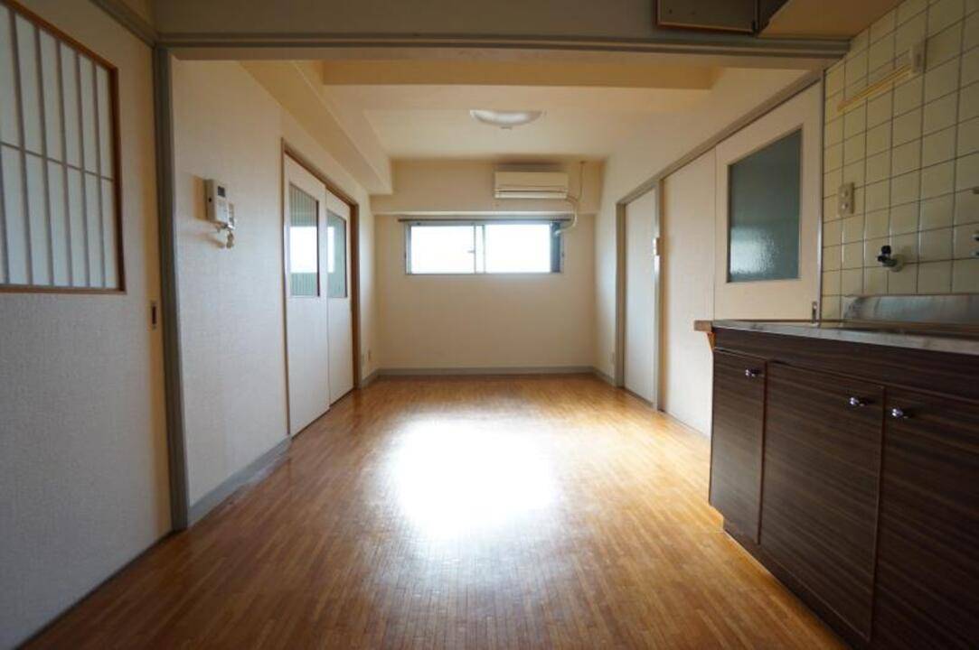 居室・リビング　リビング