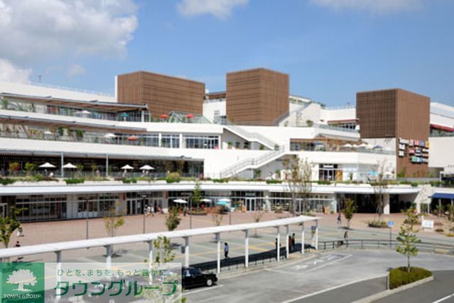 ショッピングセンター　テラスモール湘南店（ショッピングセンター）まで1200m