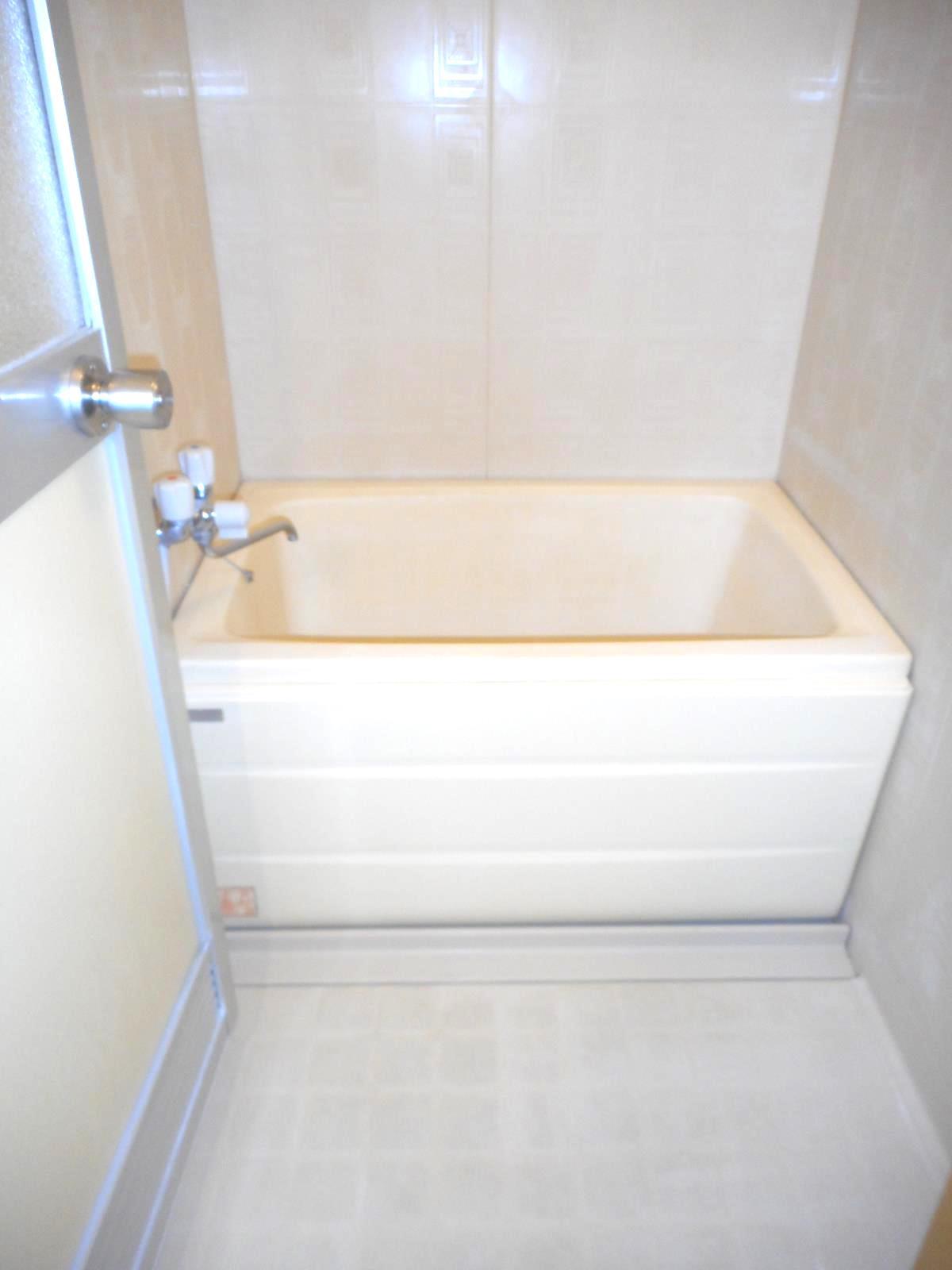 バス・シャワールーム　浴室