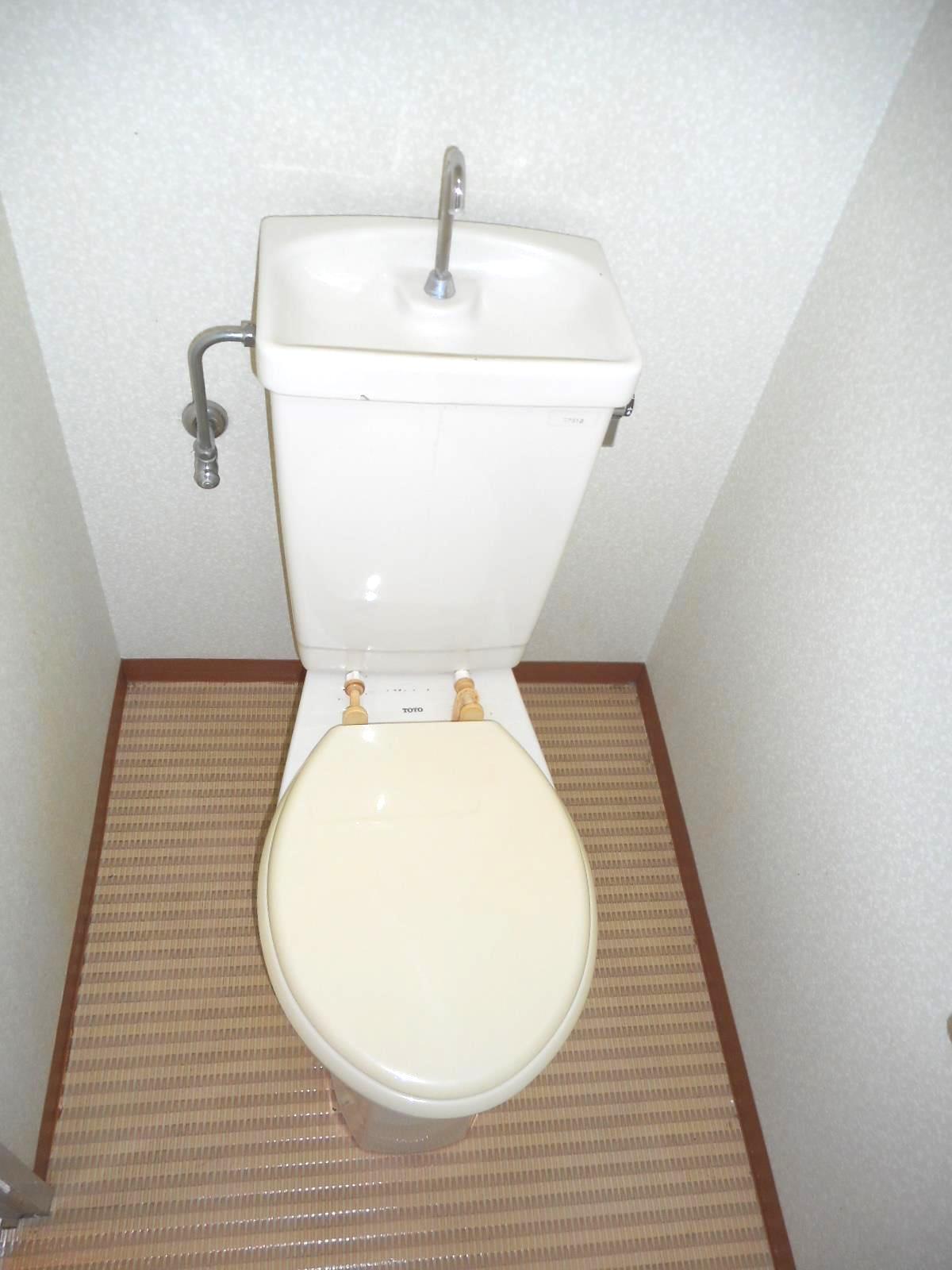 トイレ　トイレ