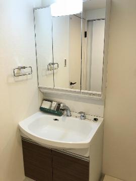 洗面設備　洗髪洗面化粧台