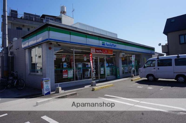 コンビニ　ファミリーマート（コンビニ）まで384m