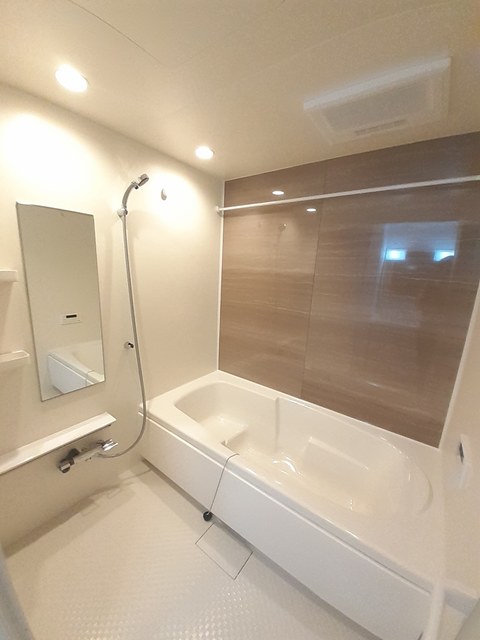 バス・シャワールーム　バス