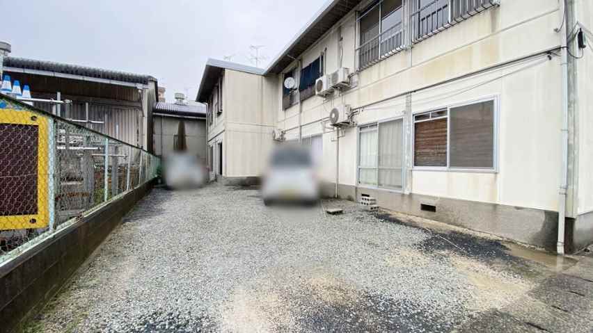 駐車場　駐車場