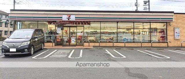 コンビニ　セブンイレブン木更津高柳南店（コンビニ）まで500m