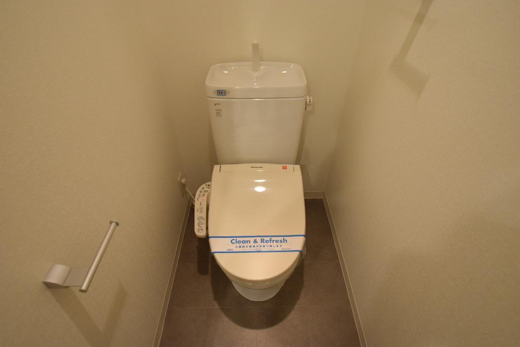 トイレ　シャワー付トイレ