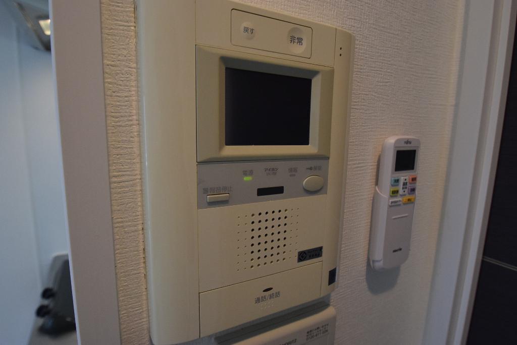 セキュリティ　カメラ付インターホン