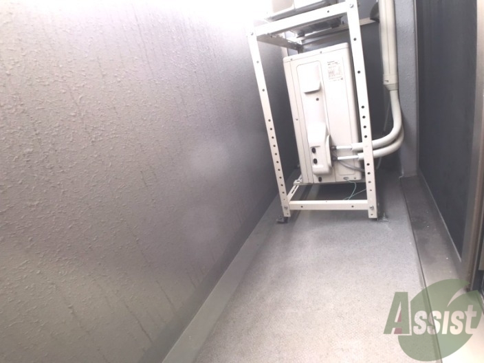 バルコニー　バルコニーが付いているので洗濯物も干せます！