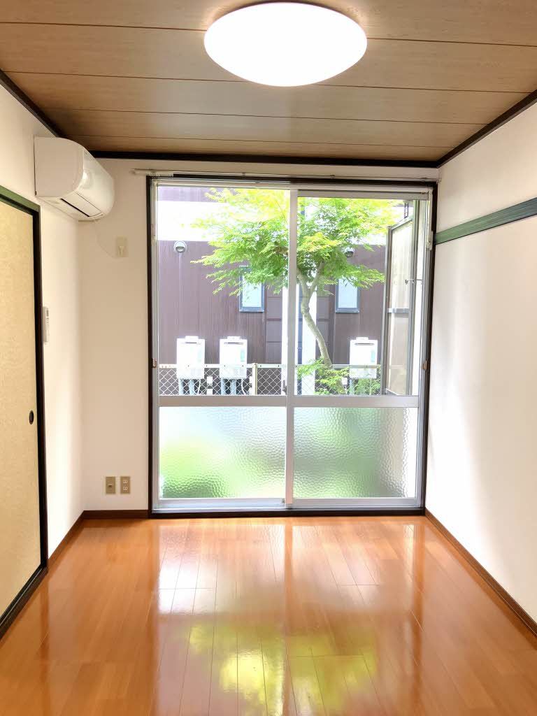 居室・リビング　洋室